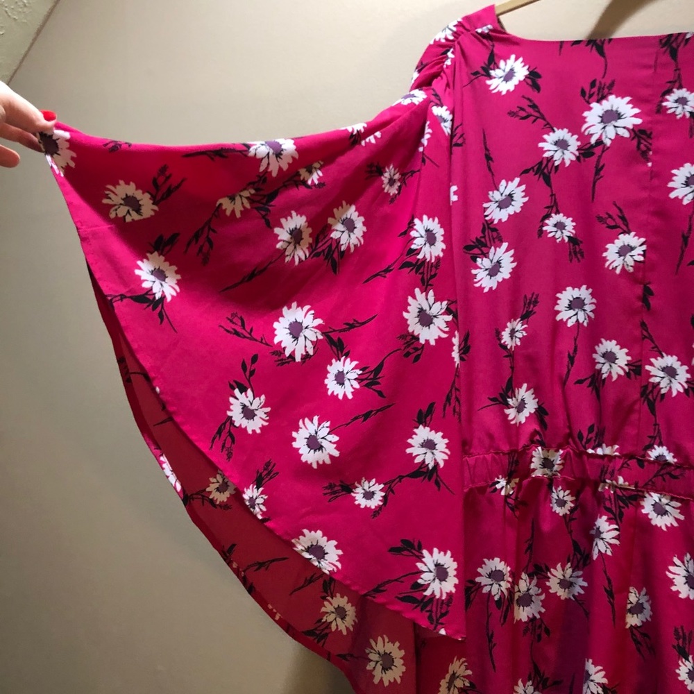 Floral blouse with boho sleeves and built in belt